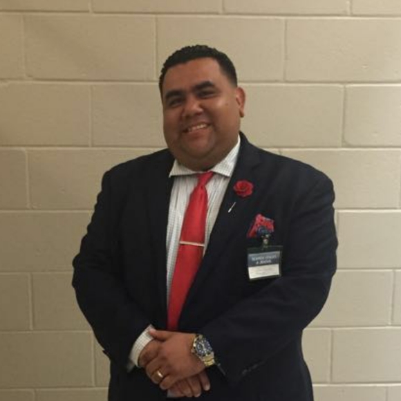 Meet your Posher, Carlitos - Picture 2 of 3